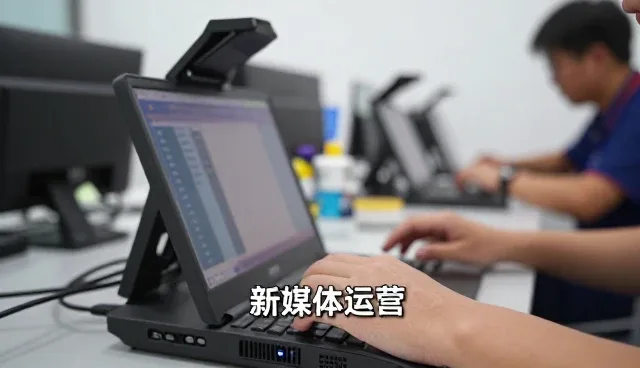 注重创意执行效果平面设计：从入门到明白